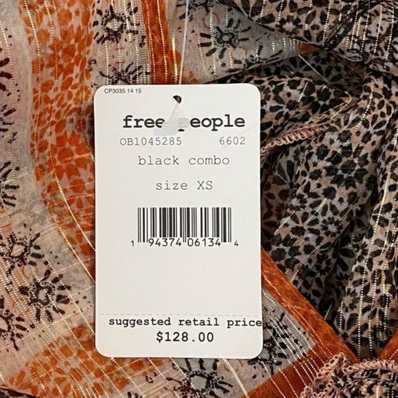Free People Aliyah Printed Tunic Top V Neck - Picture 4 of 6